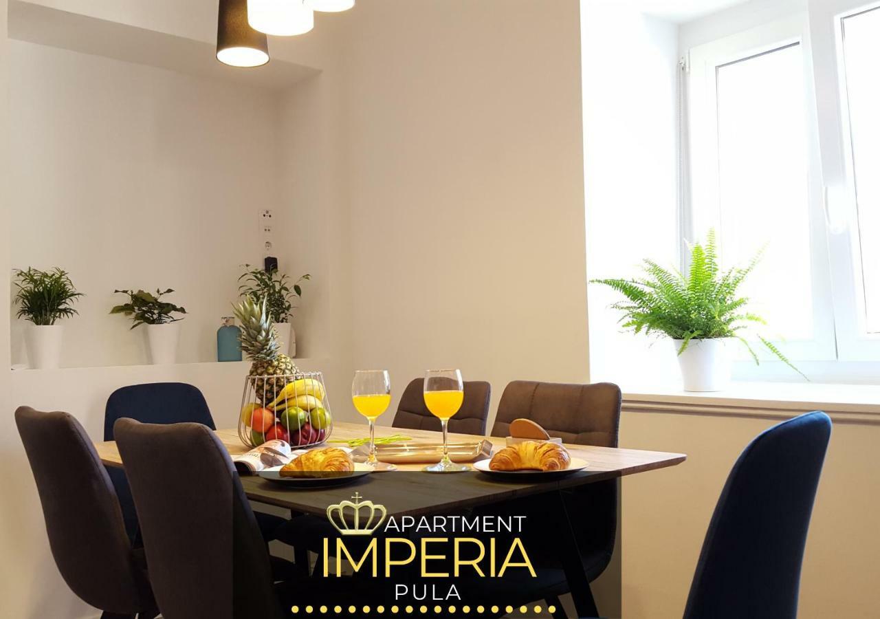 Apartment Imperia *** Pula Exterior photo